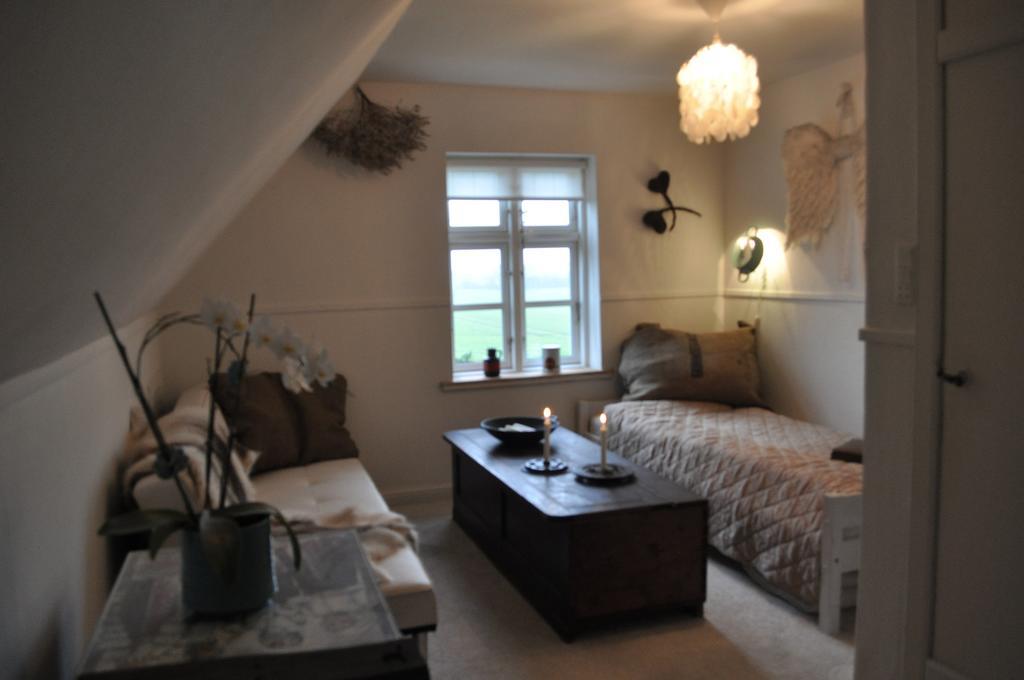 Bed and Breakfast Hosmaria Sollested  Екстер'єр фото